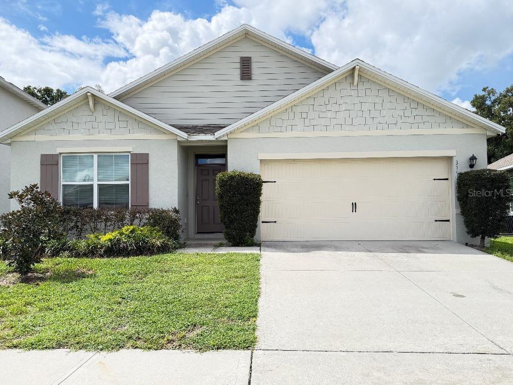 3741 CRIMSON CLOVER DRIVE, Mount Dora, FL 32757