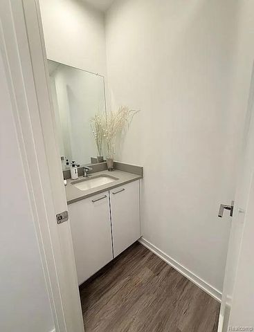 750 Forest Avenue 304, Birmingham, MI 48009