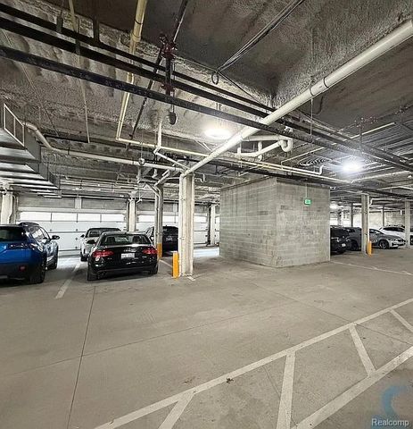 750 Forest Avenue 304, Birmingham, MI 48009