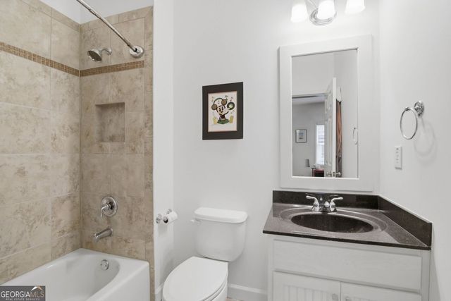 5511 Waters Edge Trail, Roswell, GA 30075
