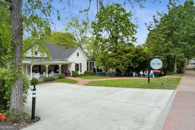 5511 Waters Edge Trail, Roswell, GA 30075