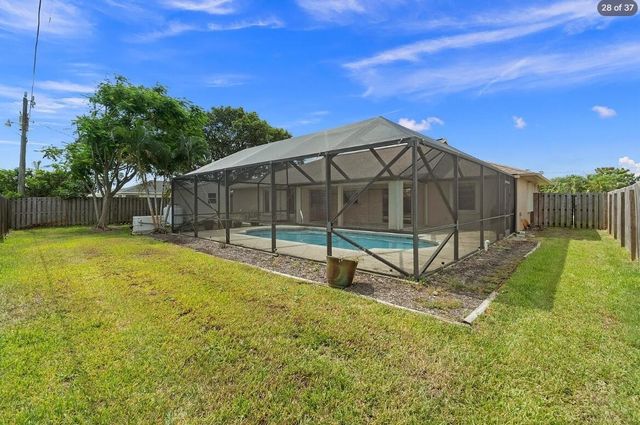 329 SE OAKRIDGE Drive, Port St. Lucie, FL 34984