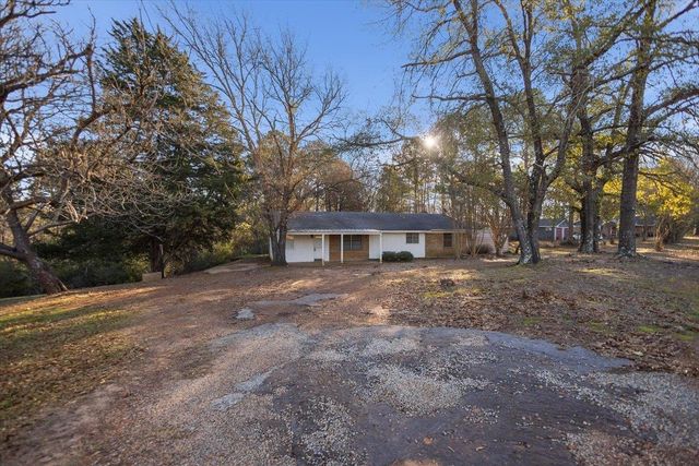 10715 S CR 461, Laneville, TX 75667