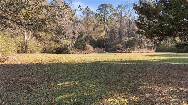 10715 S CR 461, Laneville, TX 75667