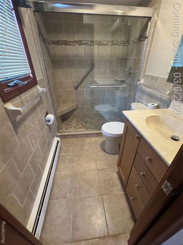 1848 Maddy Lane, Keego Harbor, MI 48320