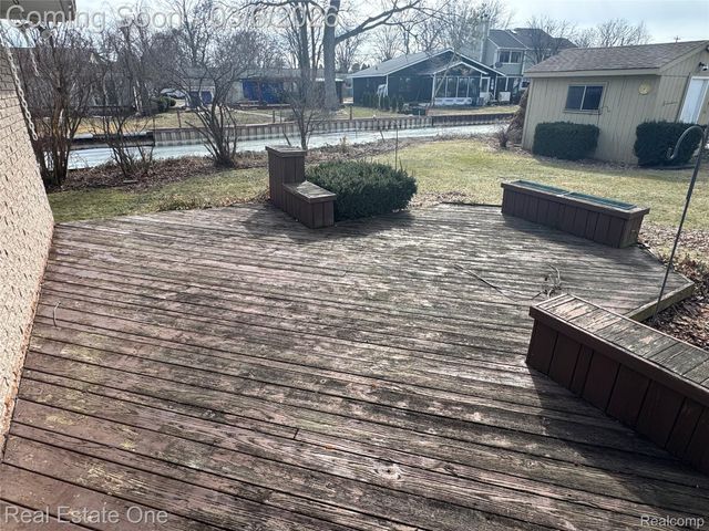 1848 Maddy Lane, Keego Harbor, MI 48320