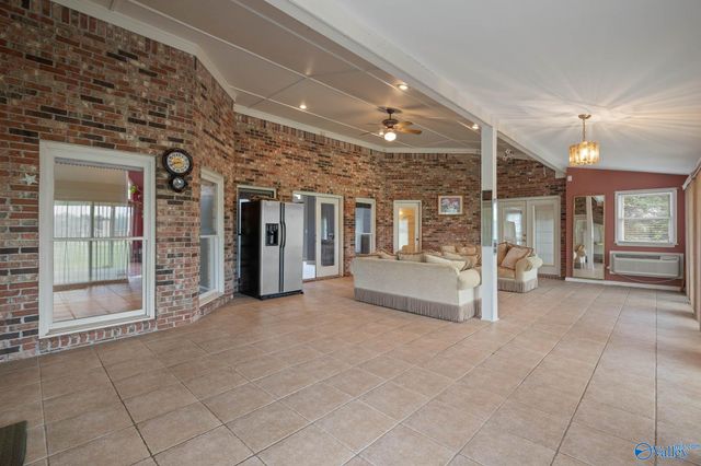 1230 Nick Davis Road, Harvest, AL 35749