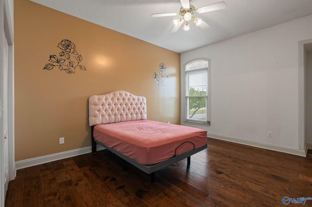 1230 Nick Davis Road, Harvest, AL 35749