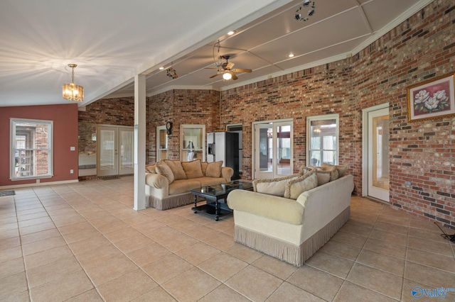 1230 Nick Davis Road, Harvest, AL 35749