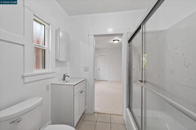 2837 Minna Ave, Oakland, CA 94619