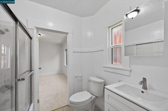 2837 Minna Ave, Oakland, CA 94619