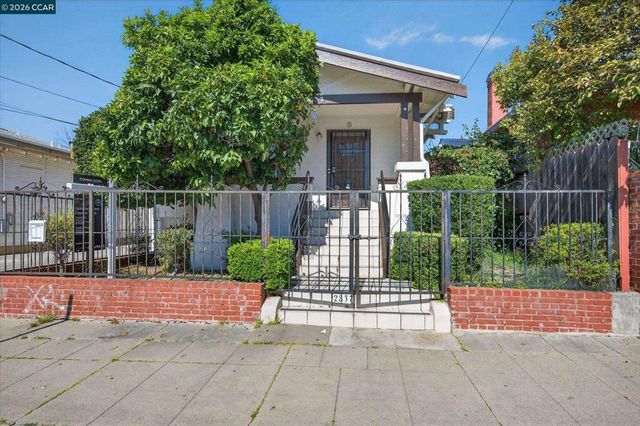 2837 Minna Ave, Oakland, CA 94619