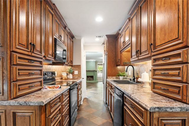 13571 Waterfall Way, Dallas, TX 75240