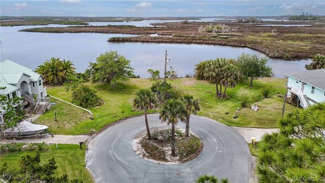 11889 W Coquina Court, Crystal River, FL 34429