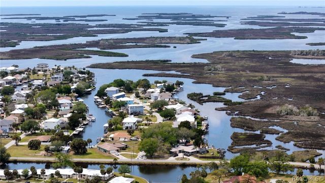 11889 W Coquina Court, Crystal River, FL 34429