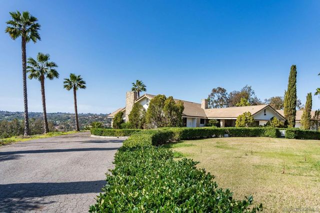 18024 Avenida Alondra, Rancho Santa Fe, CA 92067