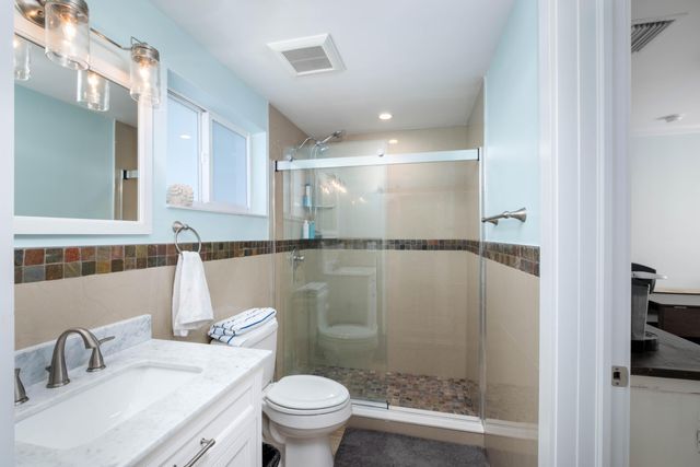 875 La Paloma Road, Key Largo, FL 33037