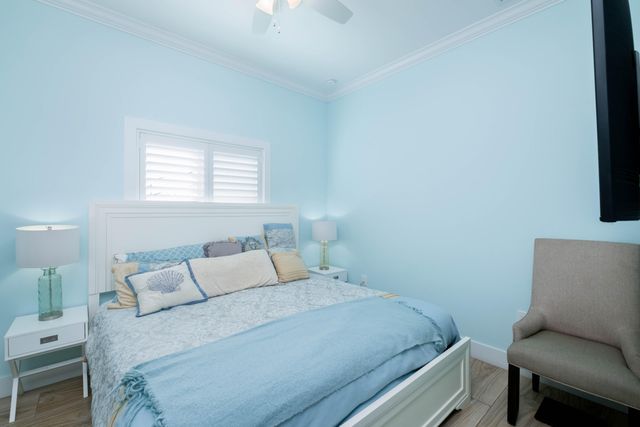 875 La Paloma Road, Key Largo, FL 33037