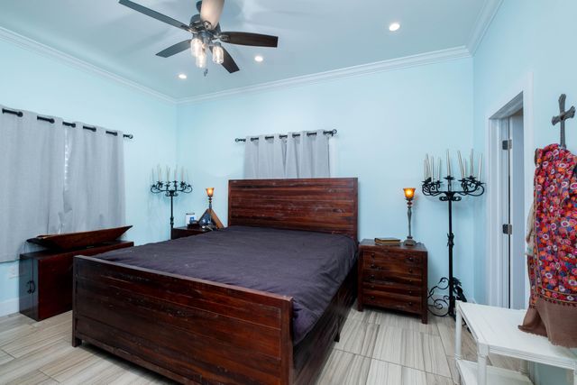 875 La Paloma Road, Key Largo, FL 33037