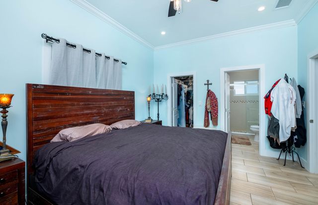 875 La Paloma Road, Key Largo, FL 33037