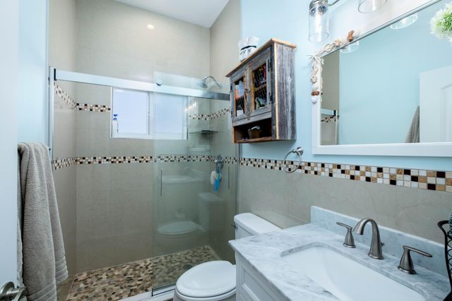 875 La Paloma Road, Key Largo, FL 33037