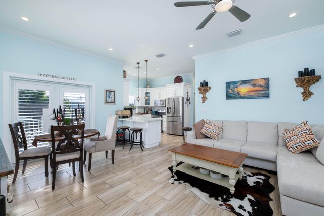 875 La Paloma Road, Key Largo, FL 33037