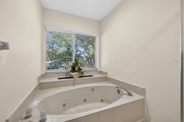 903 PINELLAS BAYWAY S 308, St Petersburg, FL 33715