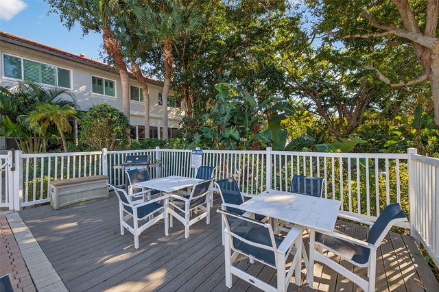 903 PINELLAS BAYWAY S 308, St Petersburg, FL 33715