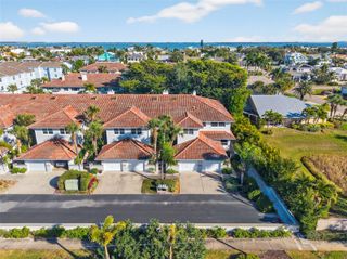 903 PINELLAS BAYWAY S 308, St Petersburg, FL 33715