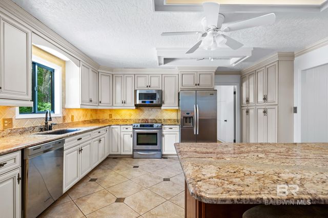 10651 County Road 1, Fairhope, AL 36532