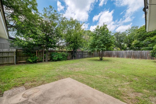 8202 Polar DR, Austin, TX 78757