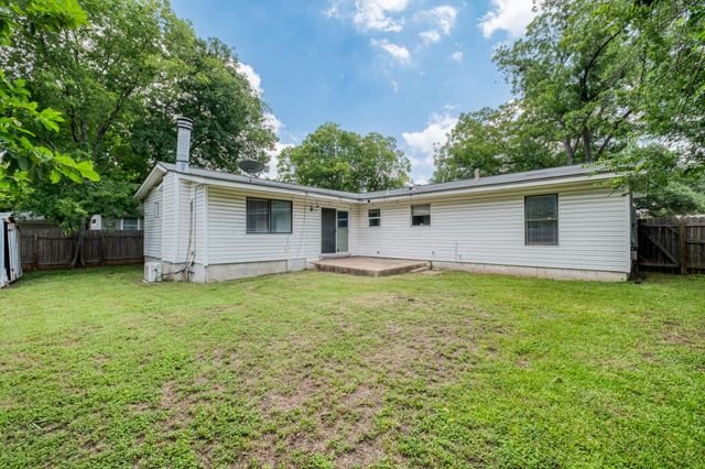 8202 Polar DR, Austin, TX 78757