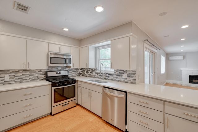 8202 Polar DR, Austin, TX 78757
