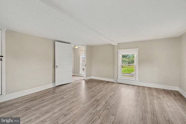 202 N MARKET ST, Liverpool, PA 17045