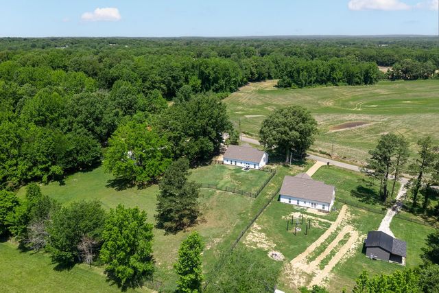 207 BOSWELL RD, Burlison, TN 38015