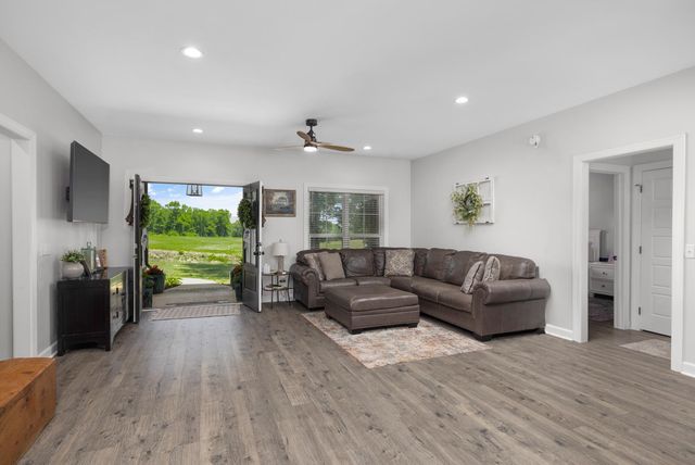 207 BOSWELL RD, Burlison, TN 38015