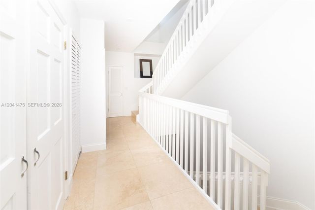 21387 Marina Cove Circle 12F, Aventura, FL 33180