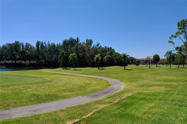 12500 SW 6th Street 311N, Pembroke Pines, FL 33027
