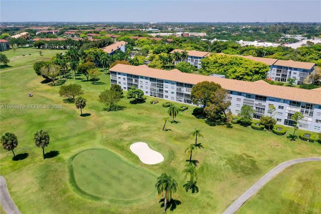 12500 SW 6th Street 311N, Pembroke Pines, FL 33027