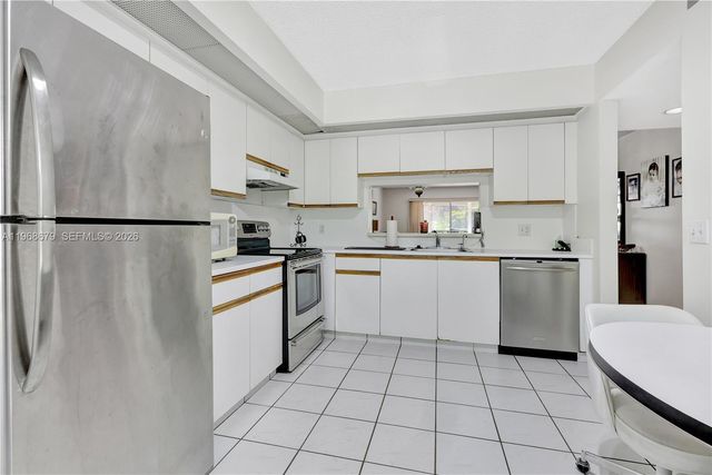 12500 SW 6th Street 311N, Pembroke Pines, FL 33027