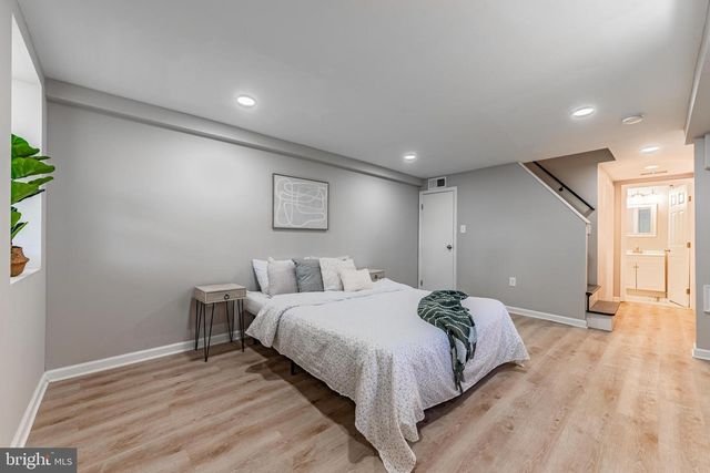 1221 DELLWOOD AVE, Baltimore, MD 21211