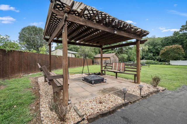 2923 Two Deer Trl, Murfreesboro, TN 37129