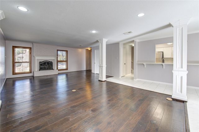 13907 Piping Rock Lane, Houston, TX 77077