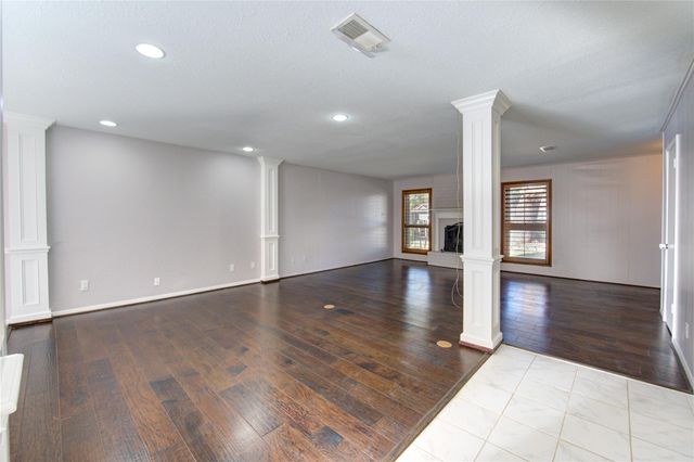 13907 Piping Rock Lane, Houston, TX 77077