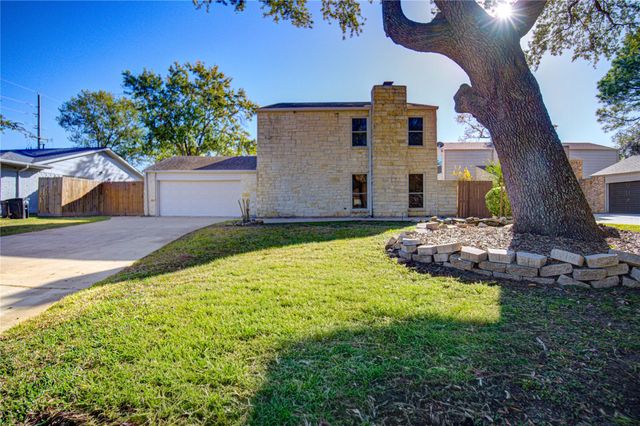 13907 Piping Rock Lane, Houston, TX 77077