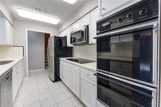 13907 Piping Rock Lane, Houston, TX 77077