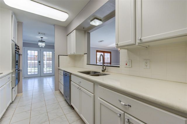 13907 Piping Rock Lane, Houston, TX 77077