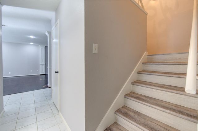 13907 Piping Rock Lane, Houston, TX 77077