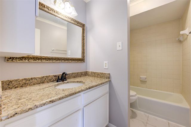 13907 Piping Rock Lane, Houston, TX 77077