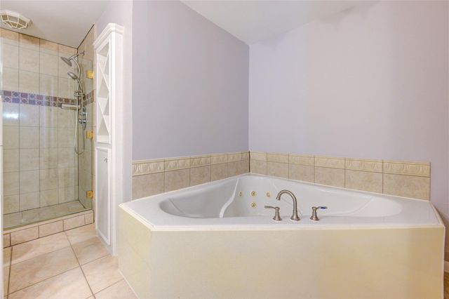 13907 Piping Rock Lane, Houston, TX 77077